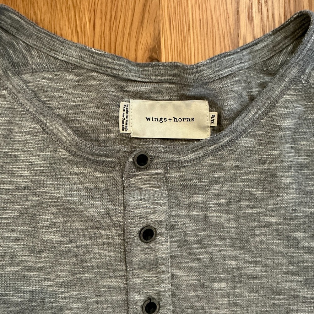 Wings + Horns Long Sleeve Henley XL Gray Heather‎ 100% Cotton Made in Canada